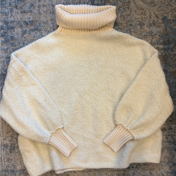 Free People Sweaters - Free People Cream Turtleneck Sweater